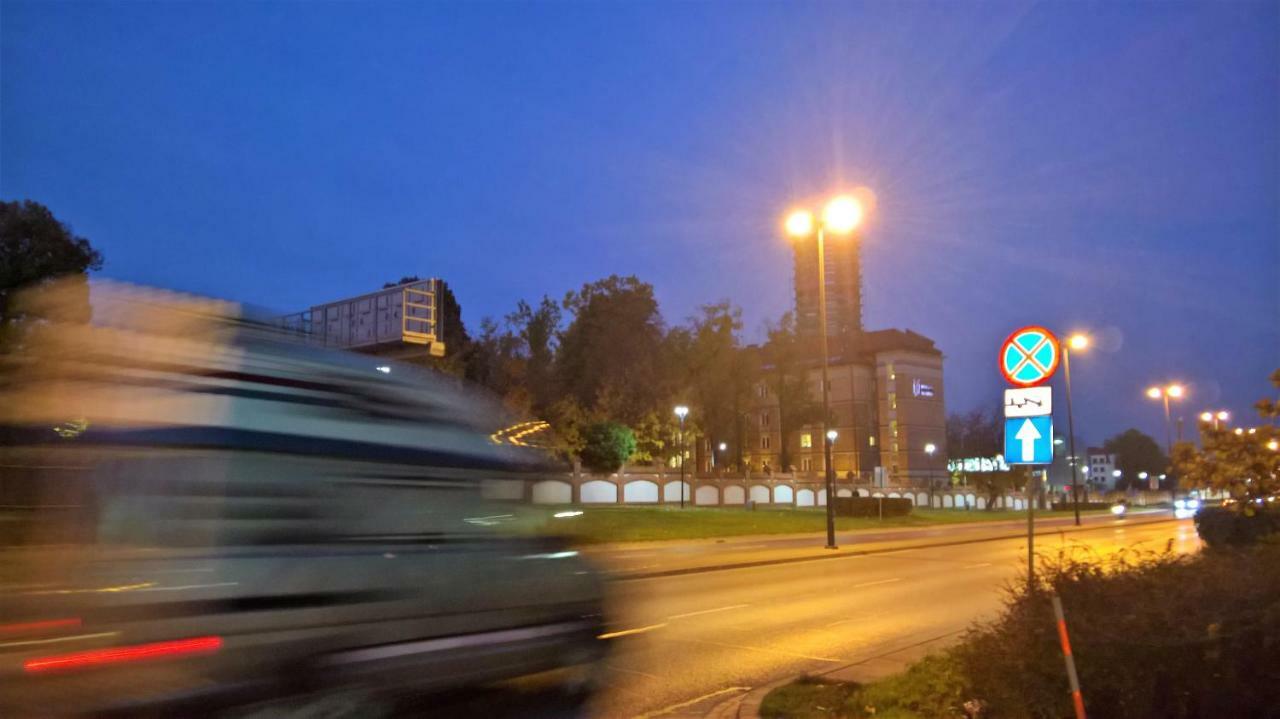 R&R Apart Cracow Kraków Eksteriør billede